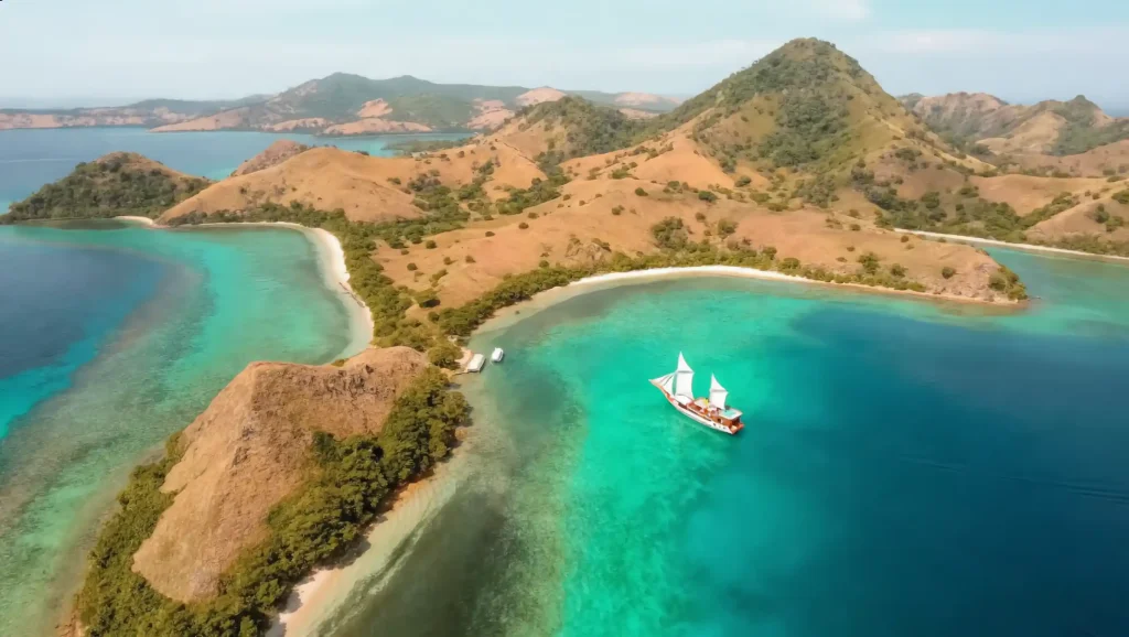 Sailing in Komodo National Park